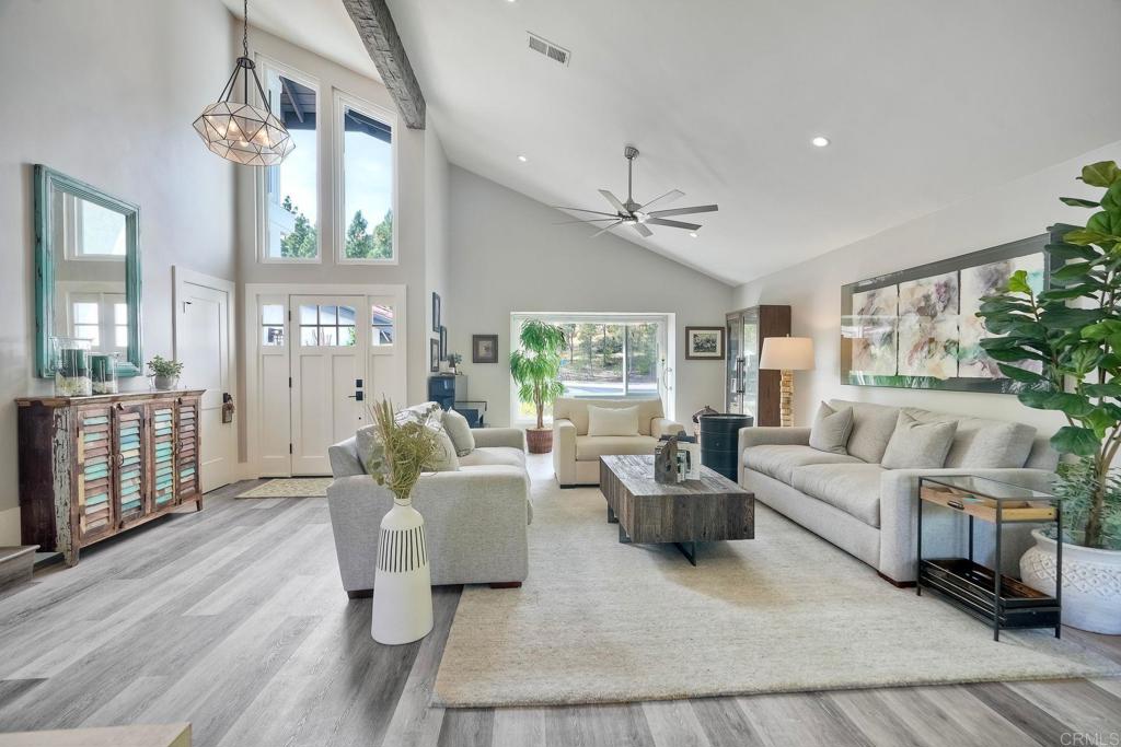 1109 Countrywood Ln