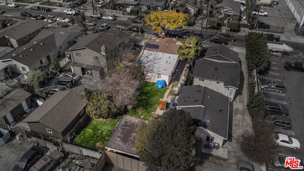 Photo of 524 W 91st Street, Los Angeles, CA 90044 (MLS # 25525975)