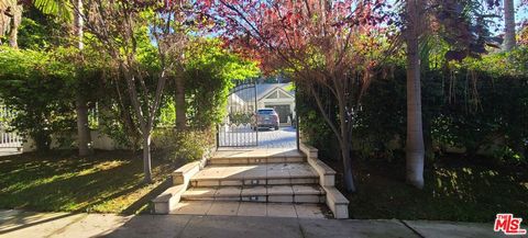 Photo of 1258 1258 A Coldwater Canyon Drive, Beverly Hills, CA 90210 (MLS # 26651901)