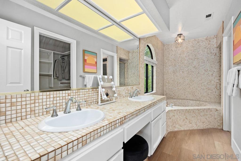 South Escondido - Residential Lease