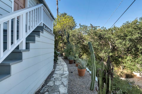 Tiny photo for 4559 Ensenada Drive, Woodland Hills, CA 91364 (MLS # SR26225197)