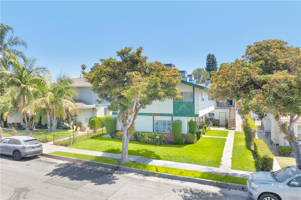 First time ever on the market!! Rare opportunity to acquire this pride-of-ownership townhome asset which was built in 1985 and offered directly from the original developer! Professionally managed and maintained since construction, this property offers a desirable mix of oversized 2-bed/1.5-bath townhomes and a 3-bed/1 bath unit, averaging over 1,000 sq ft and offer premium features including central HVAC and assigned two-car garage parking. Current rents provide stable cash flow from a strong tenant base, with additional potential to build ADUs. This property is situated in the heart of Uptown Whittier just walking distance from all the shops, dining and charm the area is known for. This property would make an excellent addition to any investor’s portfolio.