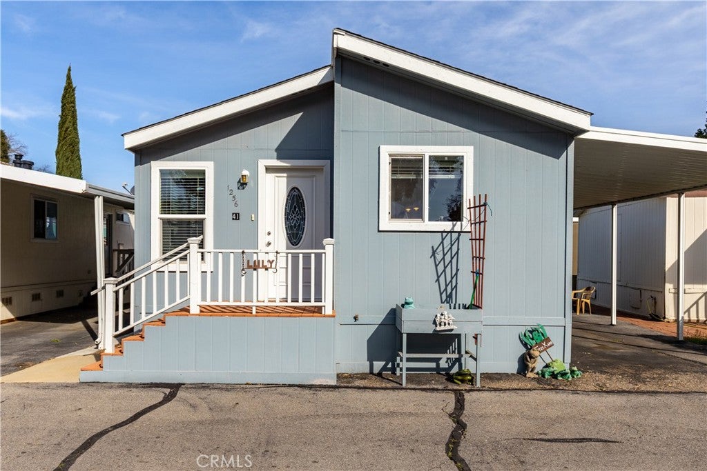 1256 Camino Del Roble 41