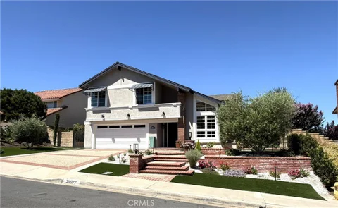 MLS: OC26167652