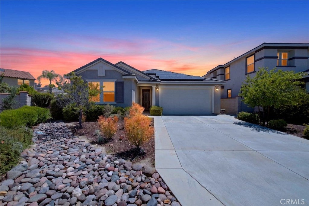 31280 Whistling Acres