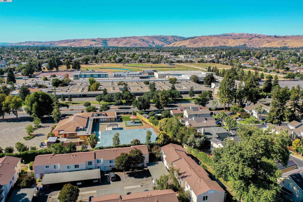 IRVINGTON - Residential