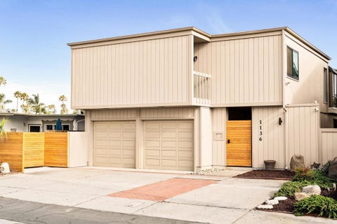 Photo of 1136 Shelburn Lane, Ventura, CA 93001 (MLS # PTP2605267)