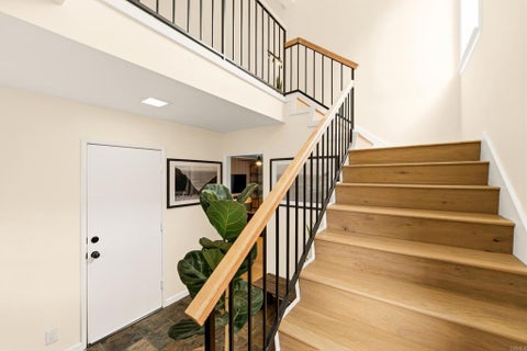 Tiny photo for 1136 Shelburn Lane, Ventura, CA 93001 (MLS # PTP2605267)