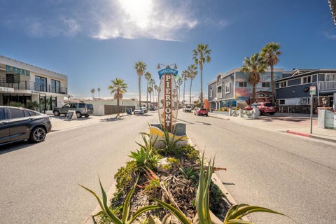 Tiny photo for 1136 Shelburn Lane, Ventura, CA 93001 (MLS # PTP2605267)