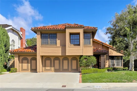 MLS: OC26183892