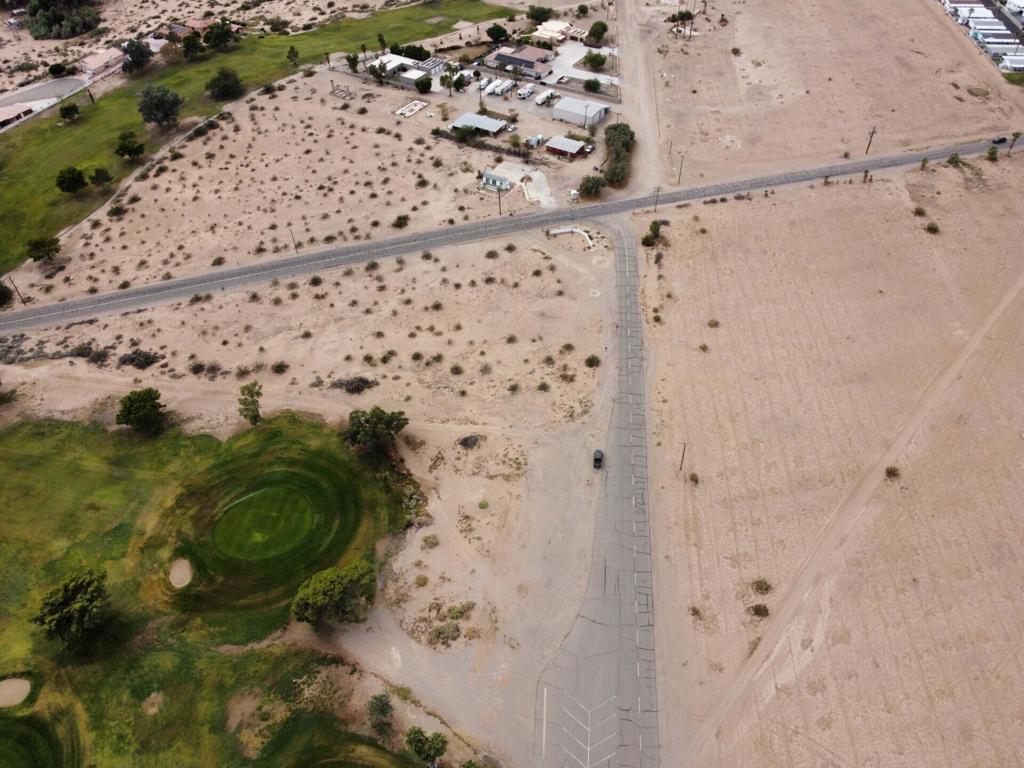 2 Acres On Wells Road