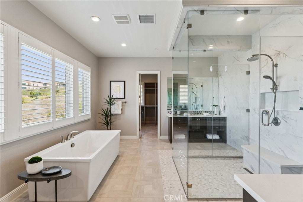 127 Lanzon, Irvine CA 92602 - Photo 30