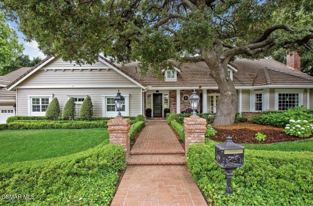 5390 Long Shadow Court