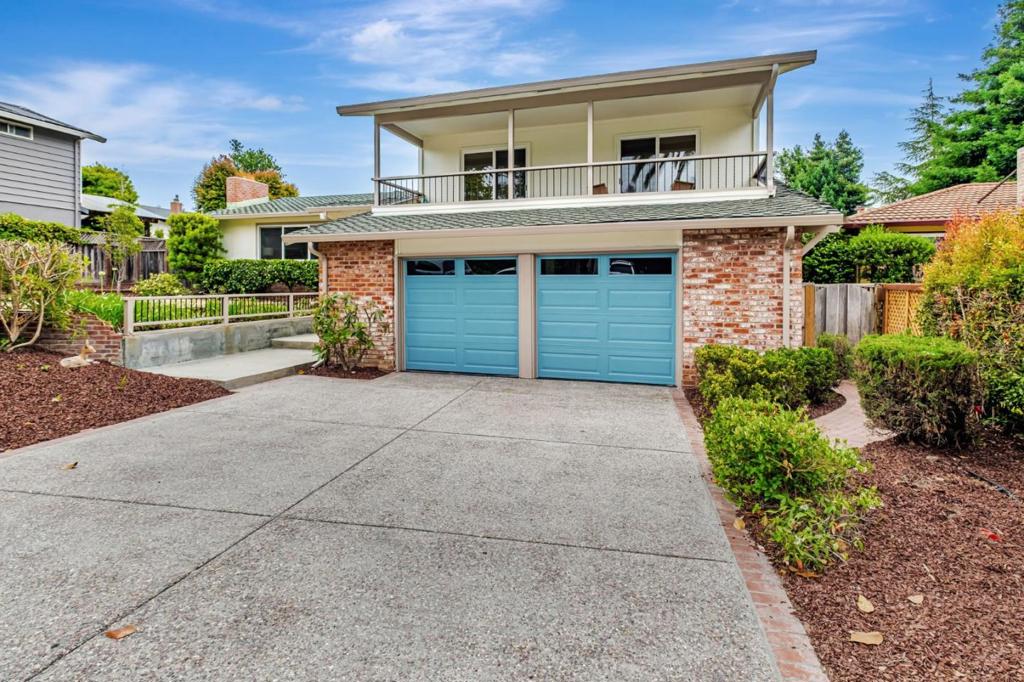 239 Segre Place