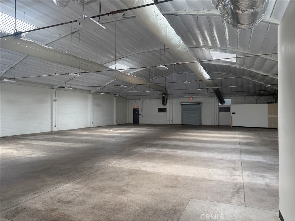 218 W Commonwealth