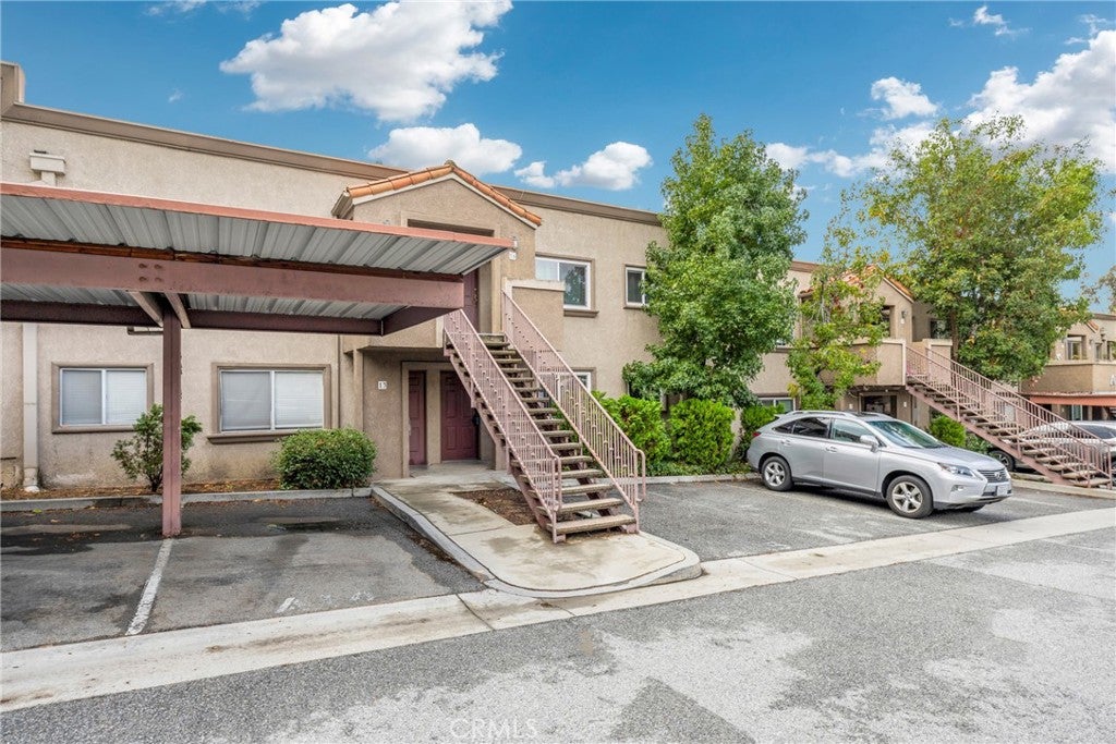 800 Grand Avenue A15