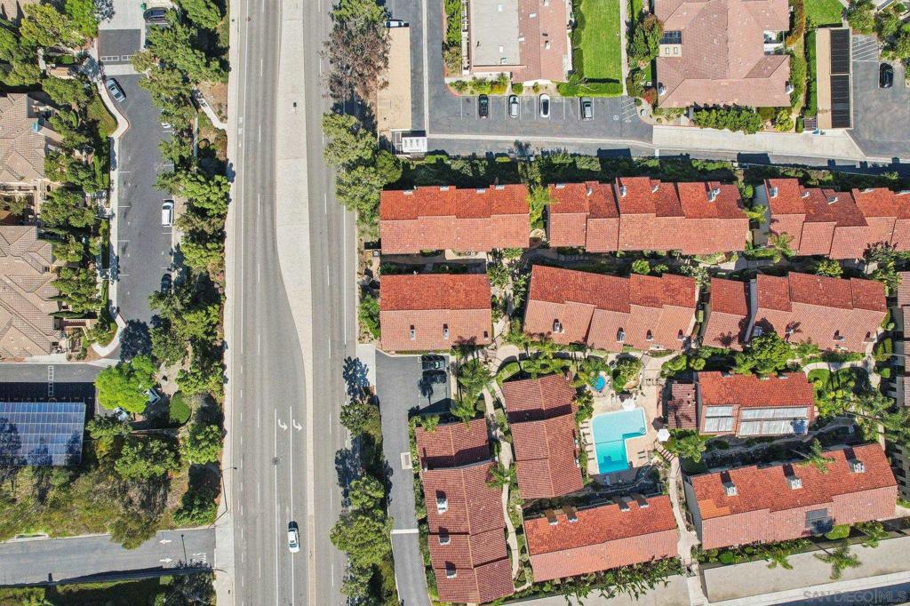 La Costa - Residential