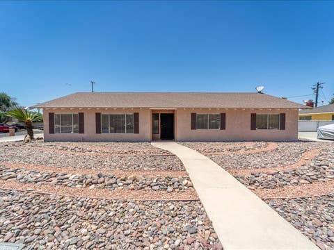 Tiny photo for 173 Grove LN, Hemet, CA 92544 (MLS # SW26116888)