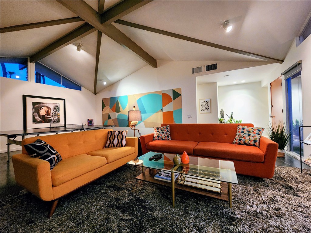 Indian Canyon Villas (33456) - Residential Lease