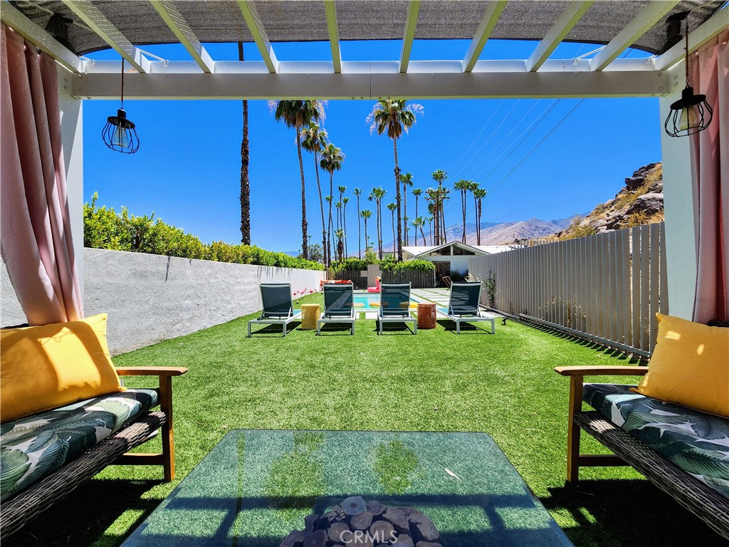 Indian Canyon Villas (33456) - Residential Lease
