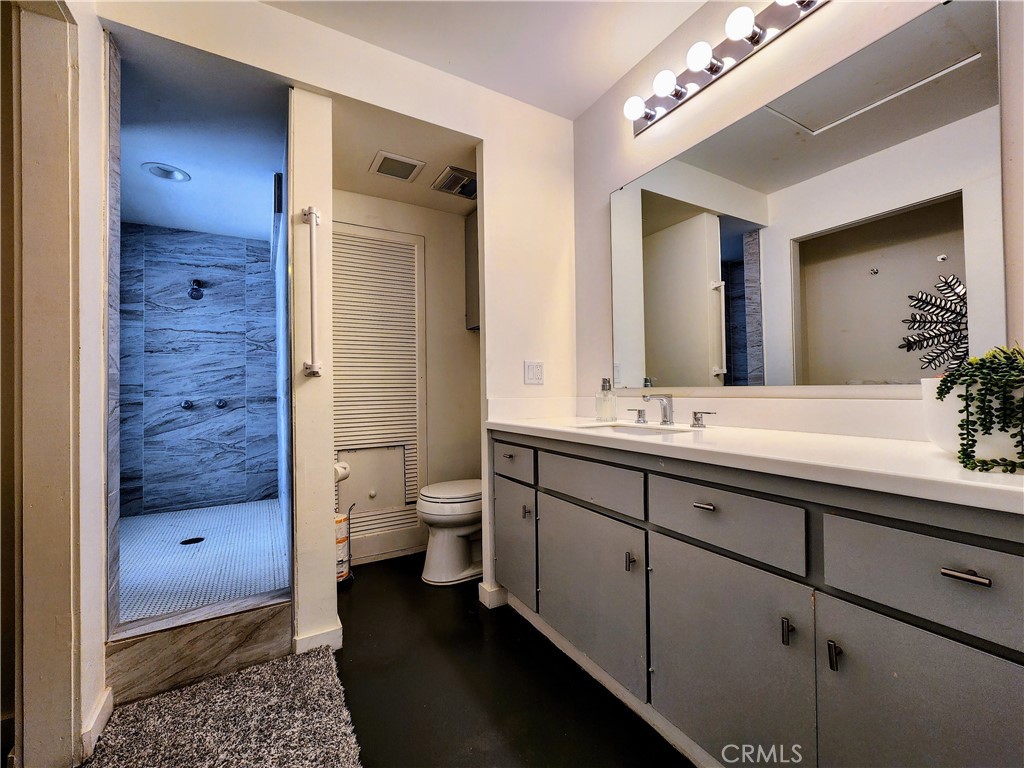 Indian Canyon Villas (33456) - Residential Lease