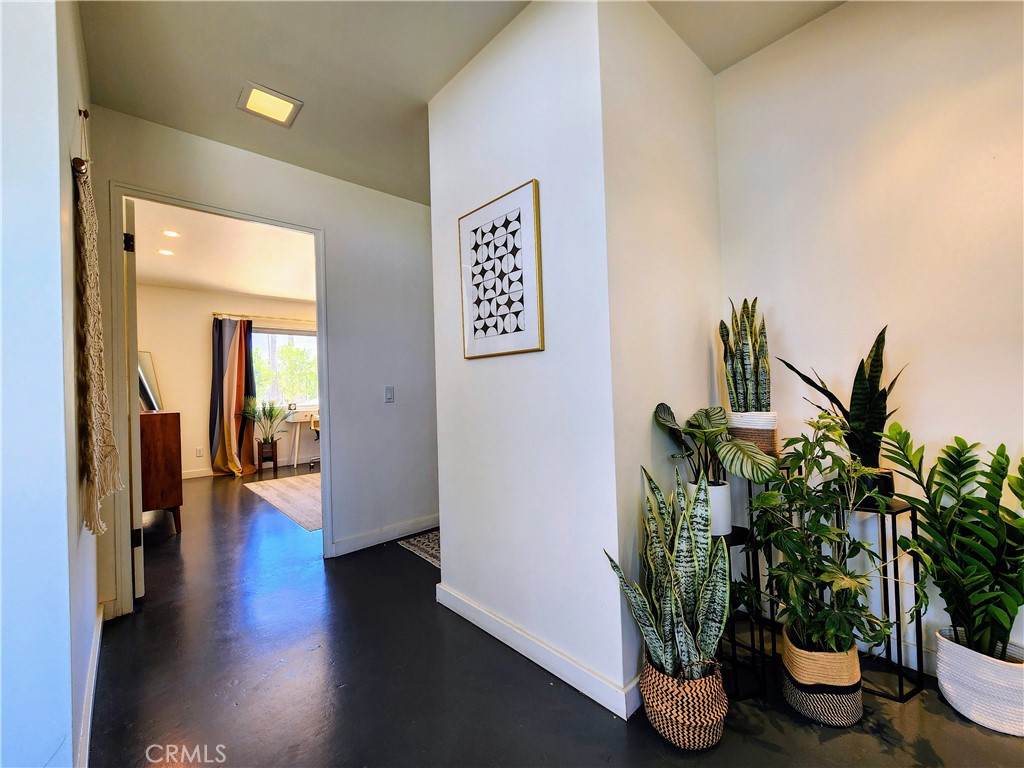 Indian Canyon Villas (33456) - Residential Lease