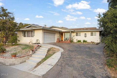 Photo of 1307 Mariposa Drive, Santa Paula, CA 93060 (MLS # V1-33404)
