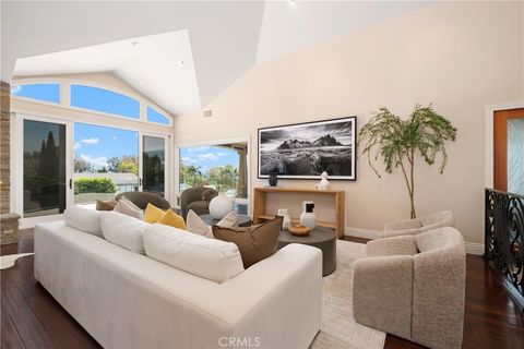 Tiny photo for 535 High Dr Dr, Laguna Beach, CA 92651 (MLS # LG25102495)