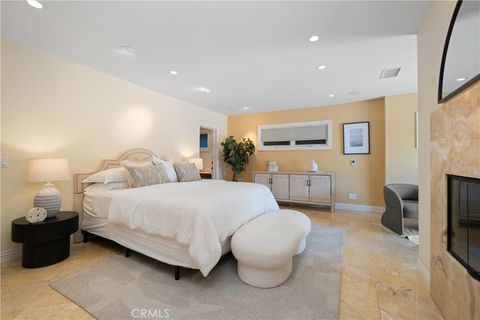 Tiny photo for 535 High Dr Dr, Laguna Beach, CA 92651 (MLS # LG25102495)