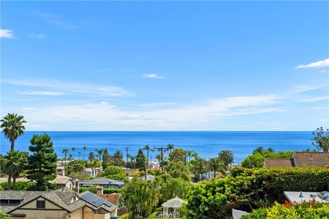 Tiny photo for 535 High Dr Dr, Laguna Beach, CA 92651 (MLS # LG25102495)