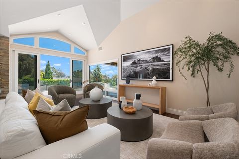 Tiny photo for 535 High Dr Dr, Laguna Beach, CA 92651 (MLS # LG25102495)