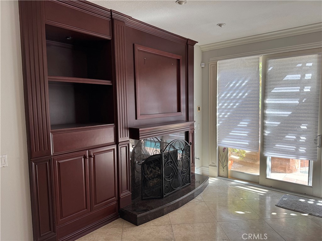 Briarwood (BW) - Residential Lease