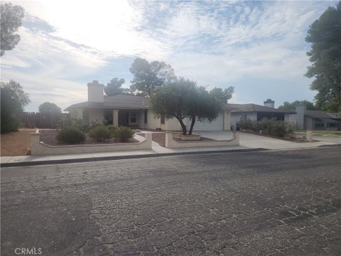 Photo of 15071 Arlette Drive, Victorville, CA 92394 (MLS # IG26199727)