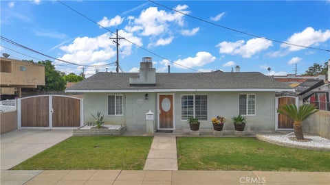 Photo of 1414 W Shorb St, Alhambra, CA 91803 (MLS # DW26072431)