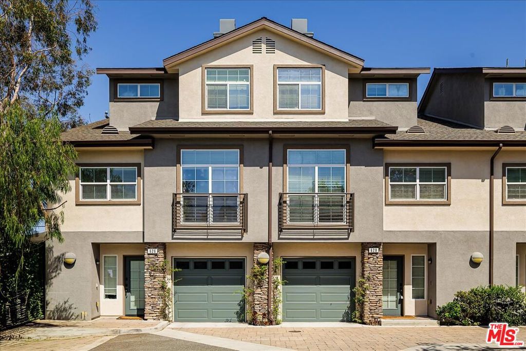 628 Seabright Circle