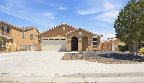 Photo of 3555 E Avenue J3, Lancaster, CA 93535 (MLS # SR26132034)