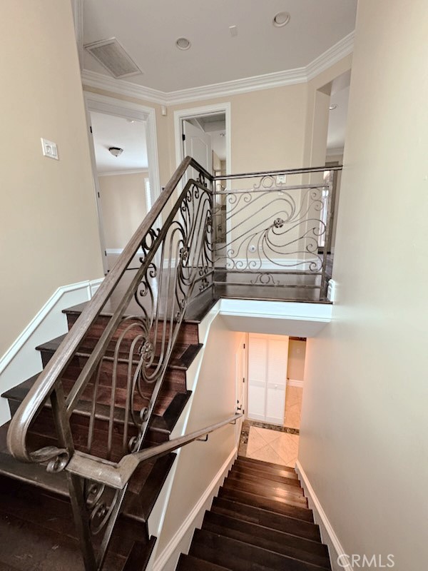 2607 Huntington Lane