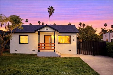 1327 W 97th Street Los Angeles CA 90044