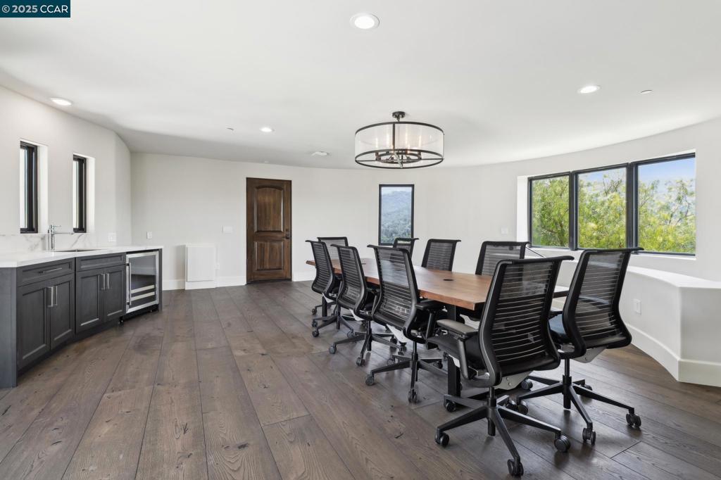 ALAMO RANCH ESTS - Residential