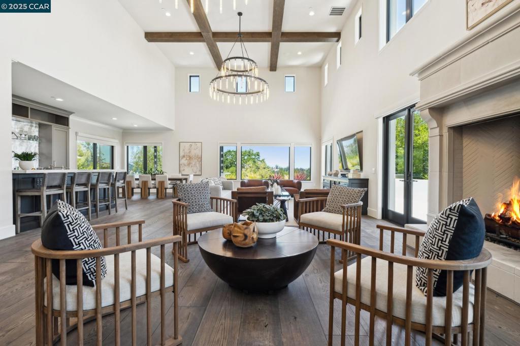 ALAMO RANCH ESTS - Residential