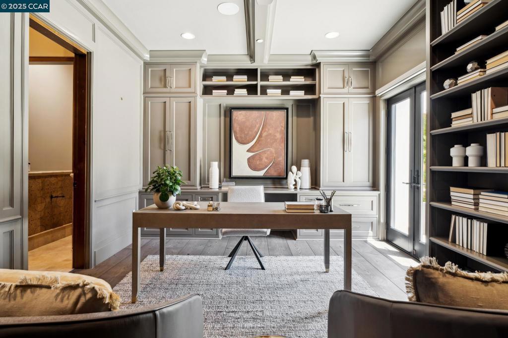 ALAMO RANCH ESTS - Residential