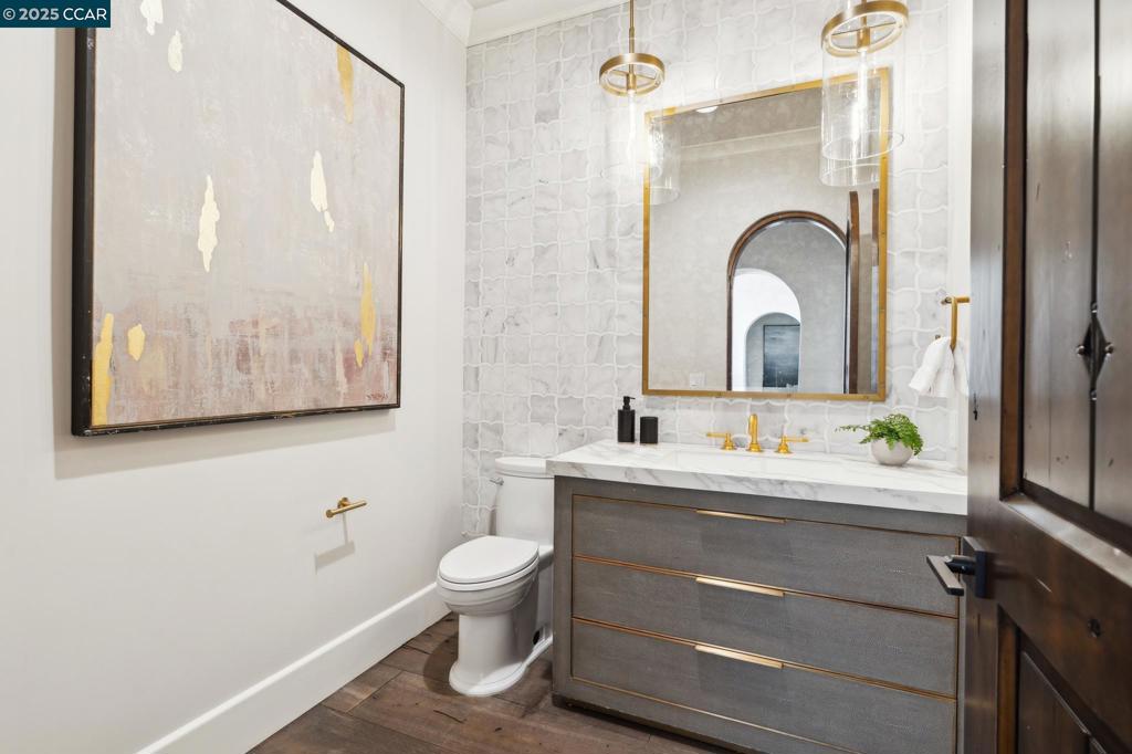 ALAMO RANCH ESTS - Residential