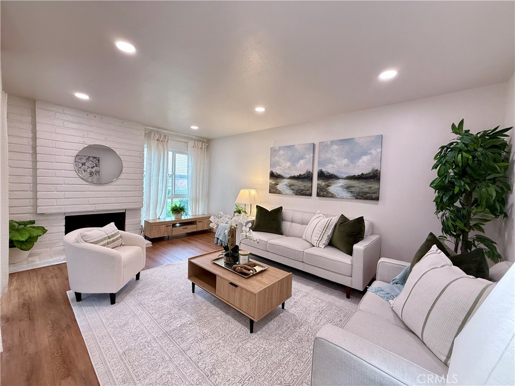 12970 Newhope