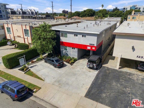 Photo of 12535 Pacific Avenue, Los Angeles, CA 90066 (MLS # 26997097)
