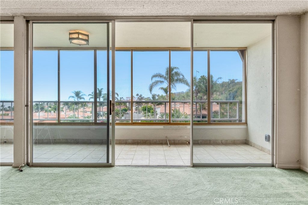 32646 Coastsite 304 D