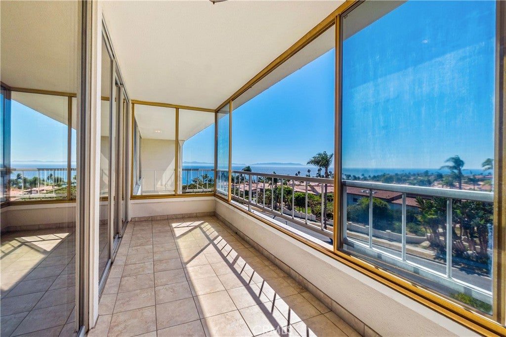 32646 Coastsite 304 D
