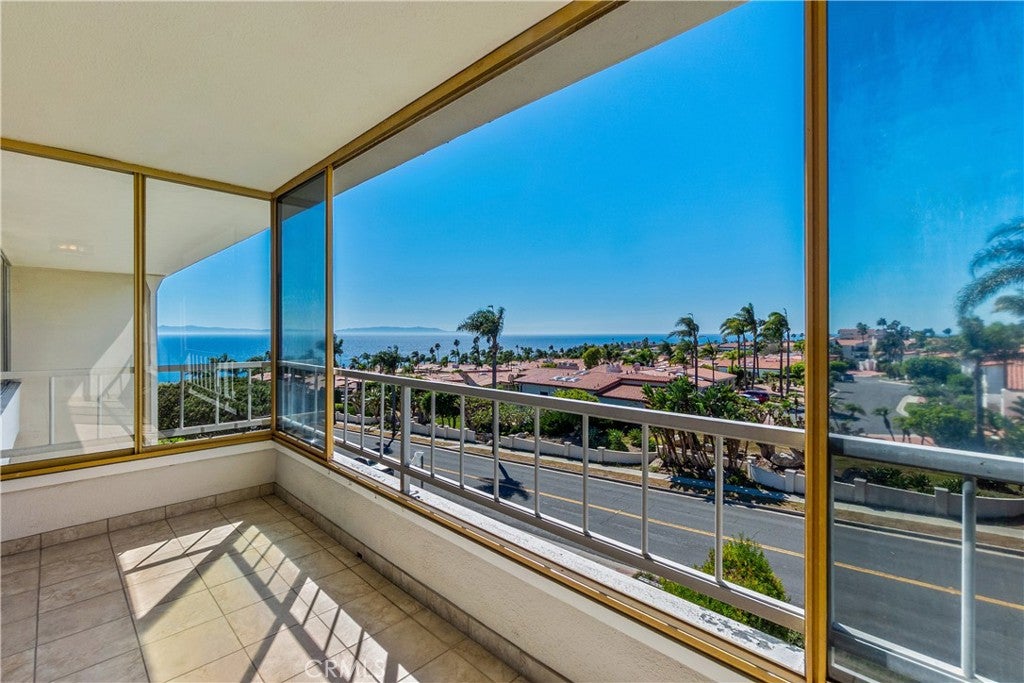 32646 Coastsite 304 D