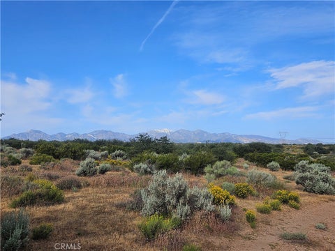 Photo of 0 Outpost Rd, Oak Hills, CA 92344 (MLS # CV26084226)