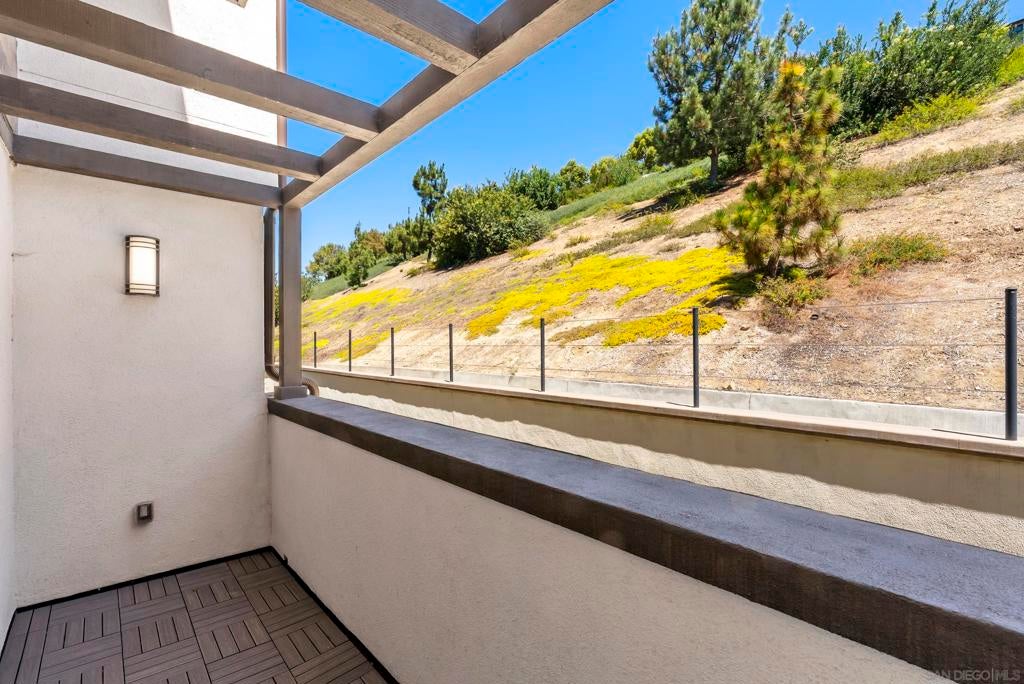 2820 Avella Circle
