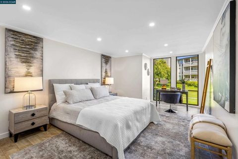 Photo of 1171 Compass Ln Ln #113, Foster City, CA 94404 (MLS # 41133830)